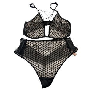 Victoria’s Secret Starburst Lace Bra &Panty 38DDD